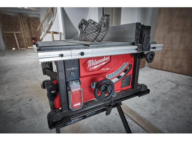 Milwaukee bordsag, M18 ONE-KEY M18 FTS210-121B / FUEL™ 