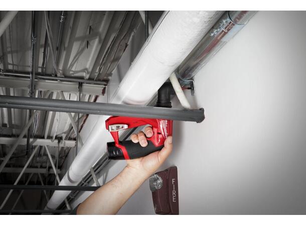 Milwaukee bor-/skrumaskin kompakt, M12 M12 FDDXKIT-202X / FUEL™ 