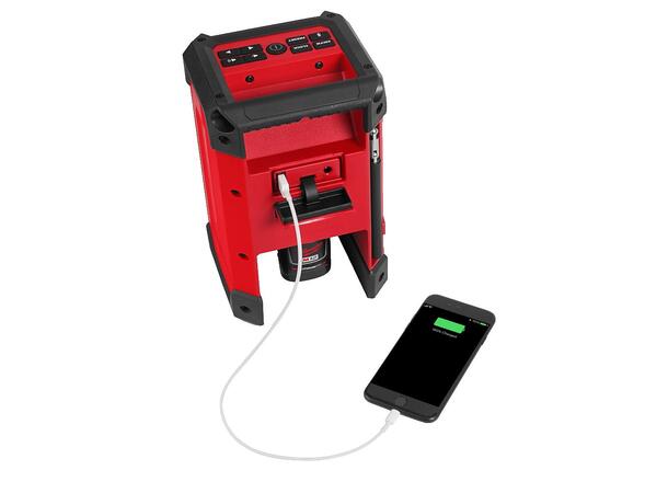 Milwaukee arbeidsradio, M12 M12 RCDAB+-0 